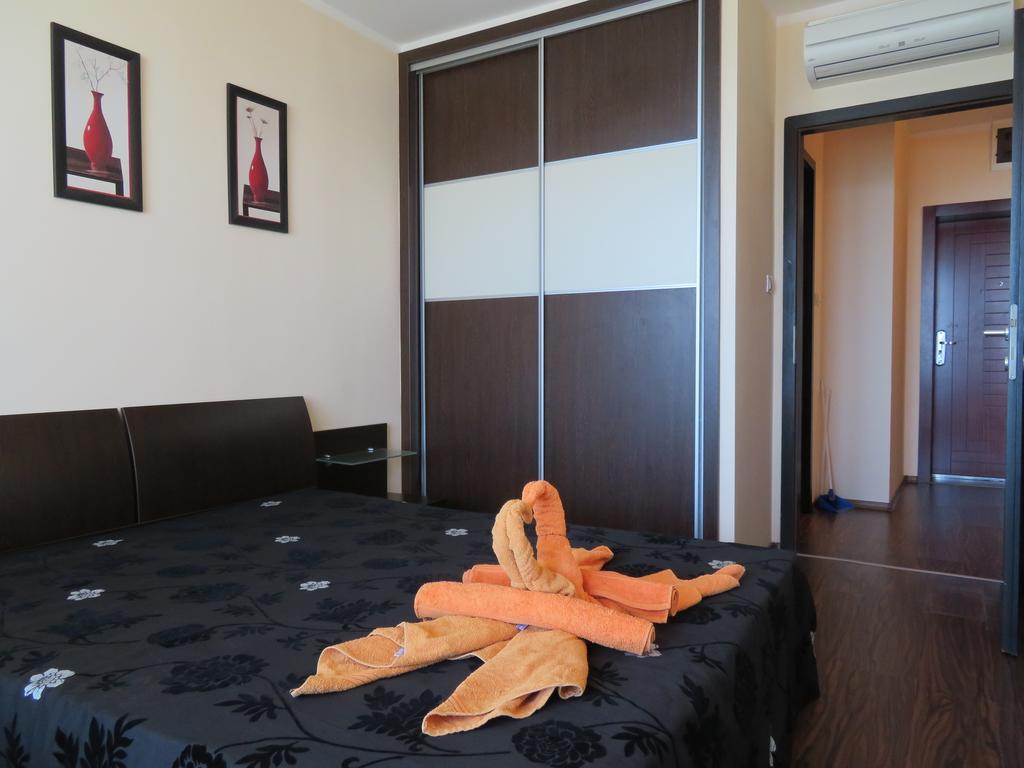 Apartments Sirena First Line - Апартаменти Сирена На Първа Линия Golden Sands Εξωτερικό φωτογραφία