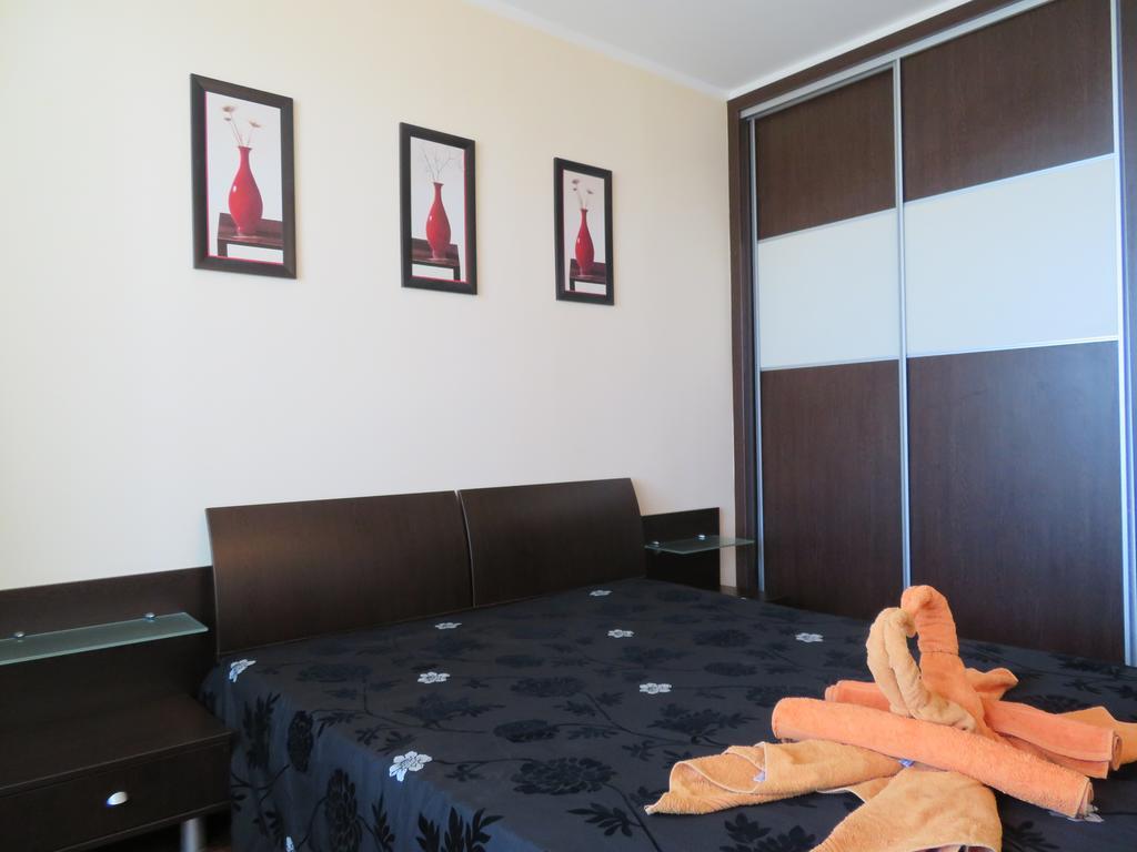 Apartments Sirena First Line - Апартаменти Сирена На Първа Линия Golden Sands Εξωτερικό φωτογραφία