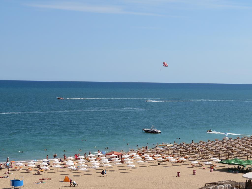 Apartments Sirena First Line - Апартаменти Сирена На Първа Линия Golden Sands Εξωτερικό φωτογραφία